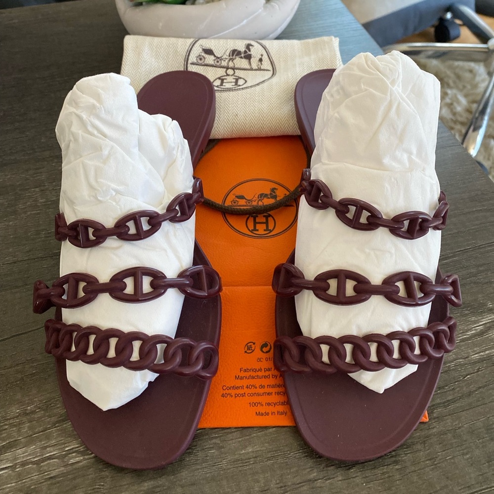 Like New Hermes Gel Chain Sandals